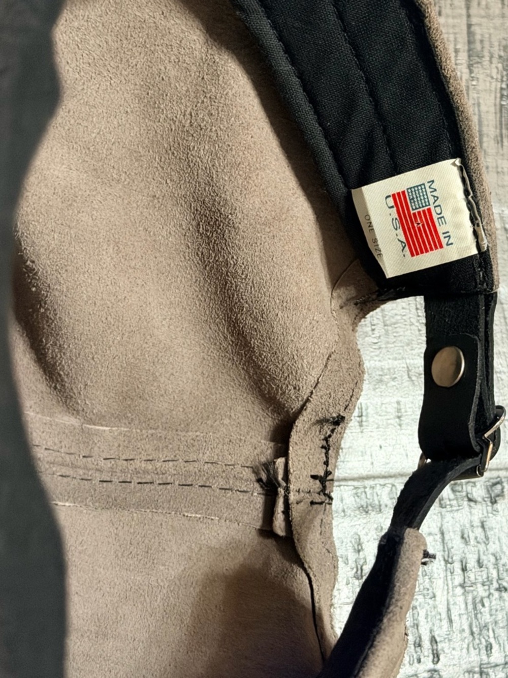 Suede Panel Cap with Black Leather Visor - Picture 4 of 6